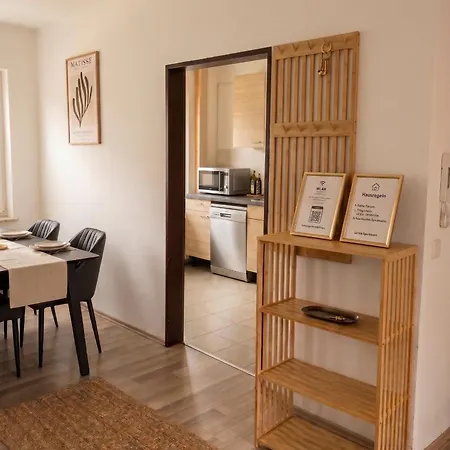 Primestay Moderne Eg-oase Mit Balkon Und 2 Schlafzimmern Lejlighed Gifhorn